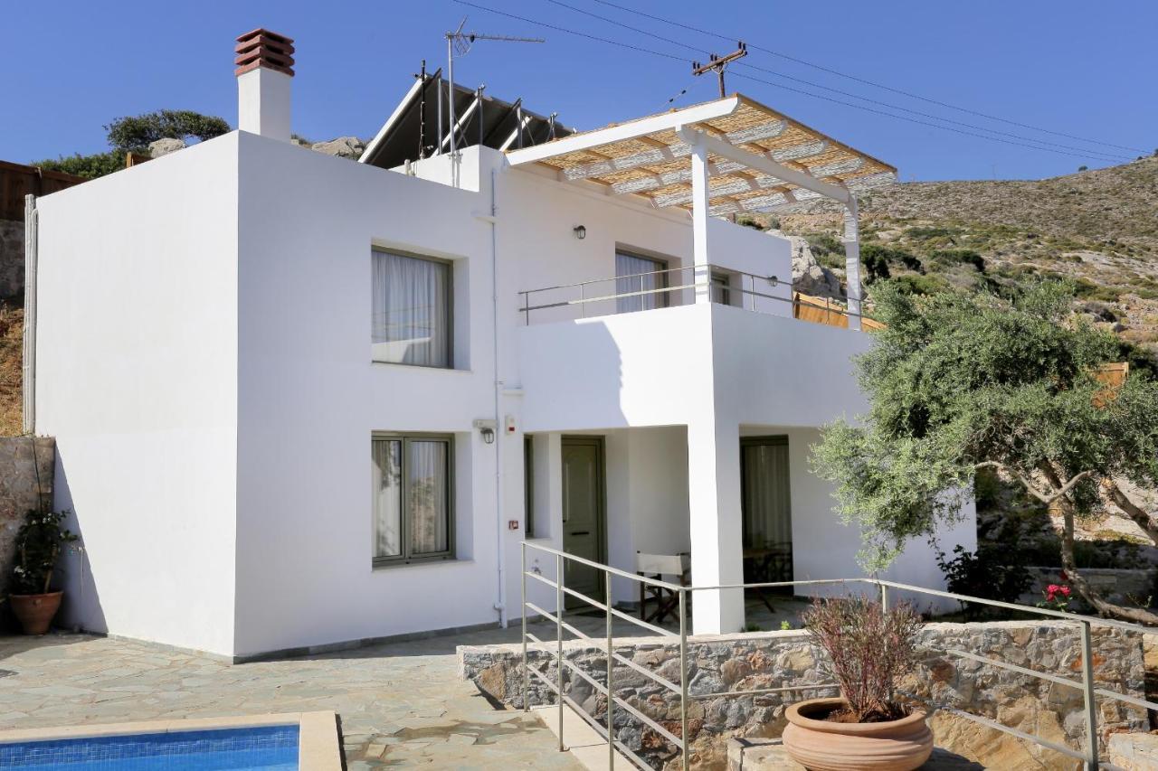 Mourtzanakis Residence - Traditional Eco Hotel In Akhládha Bagian luar foto
