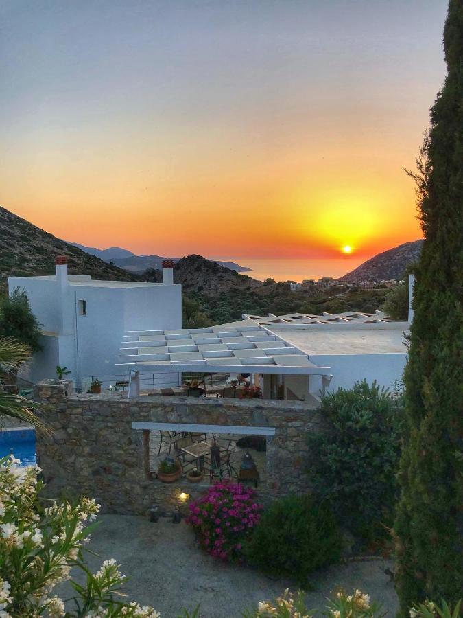 Mourtzanakis Residence - Traditional Eco Hotel In Akhládha Bagian luar foto
