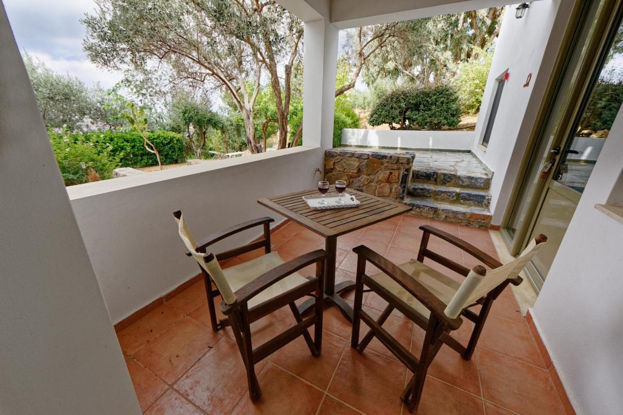 Mourtzanakis Residence - Traditional Eco Hotel In Akhládha Bagian luar foto